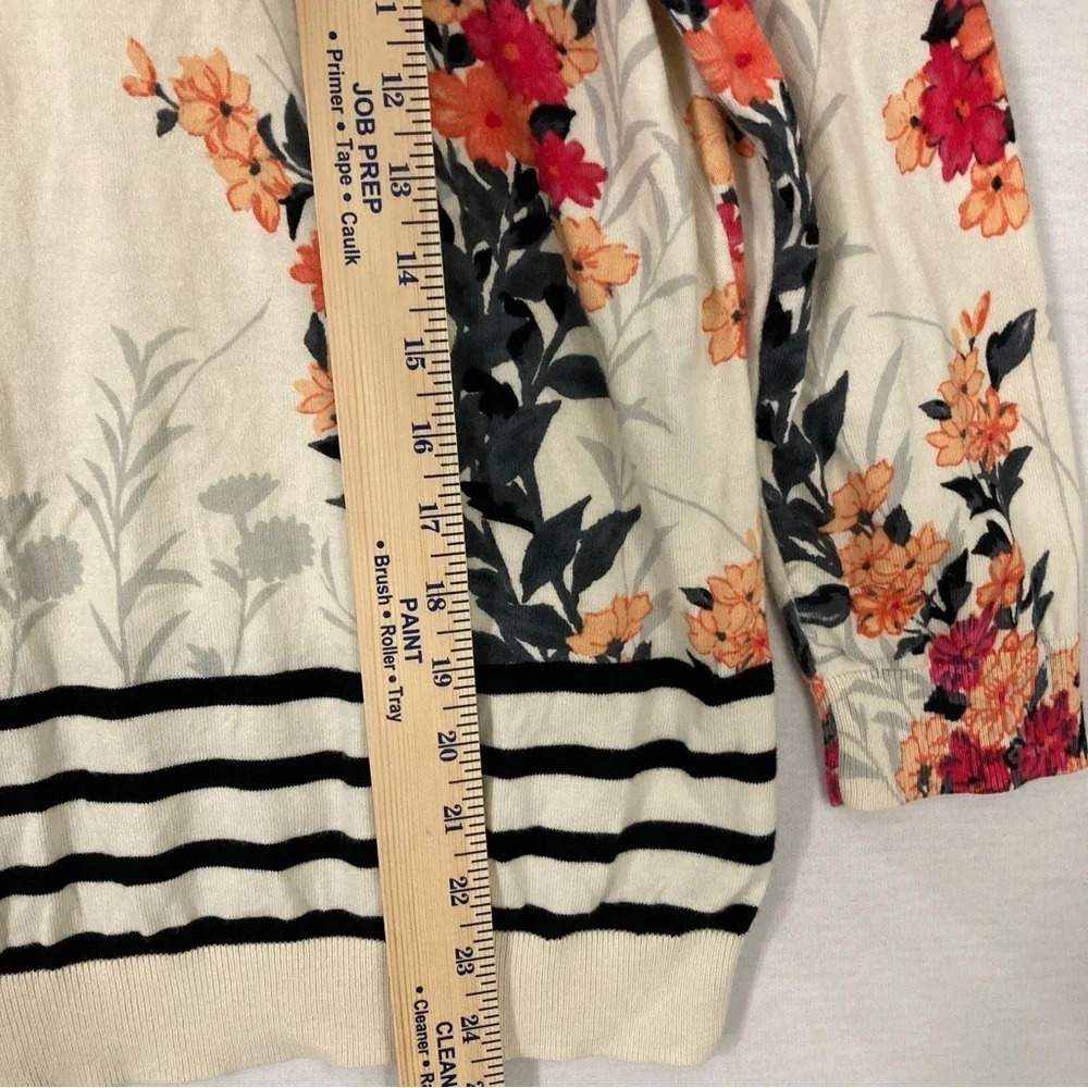 Talbots Floral Soft Lightweight Round Neck Stretch Knit Top Large - Picture 6 of 11